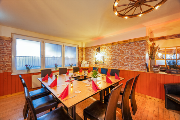 pitts_steakhouse_restaurant_02