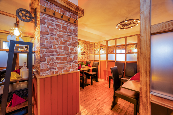 pitts_steakhouse_restaurant_03